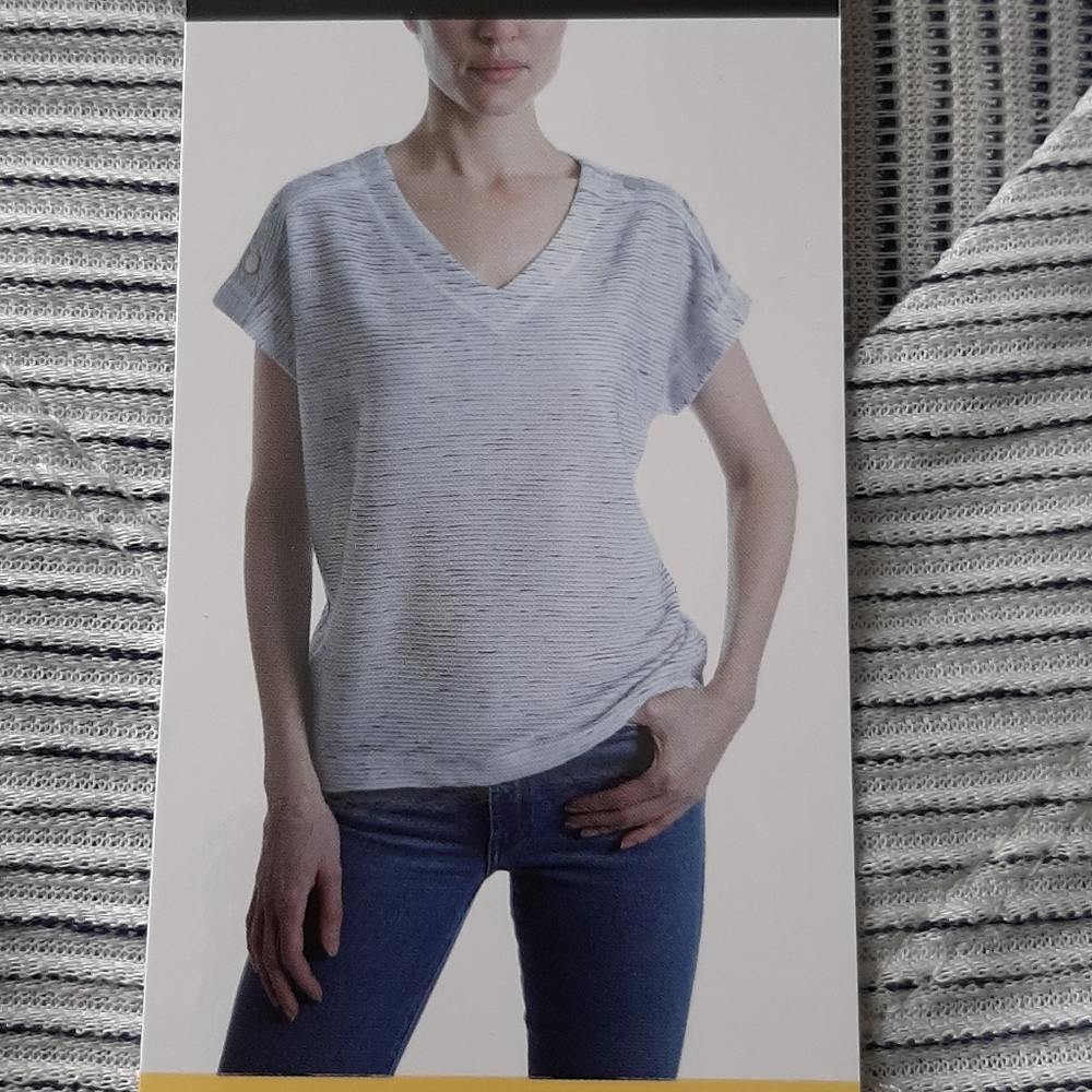 New York Jones ladies blouse very soft